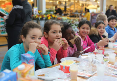 Nationaal Schoolontbijt: 200 kinderen ontbijten